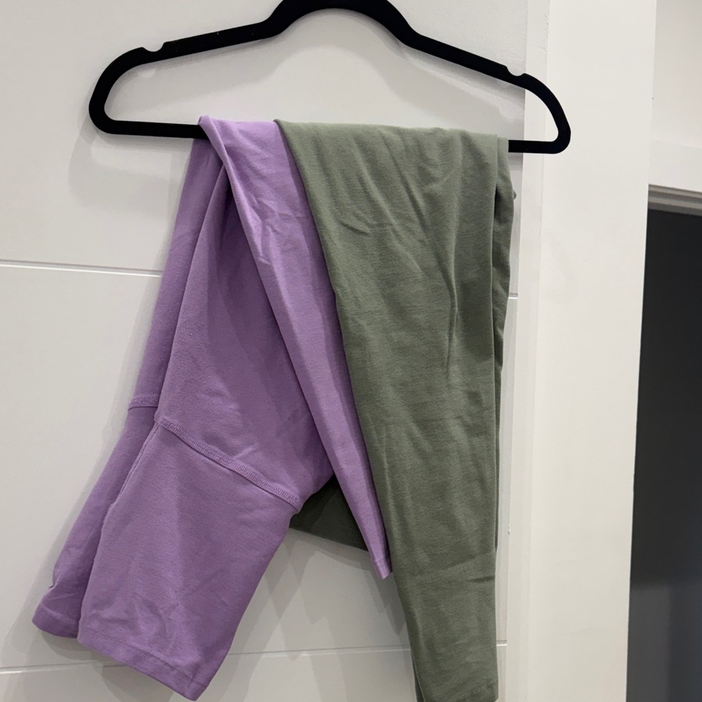 2 pairs of over the bump maternity leggings